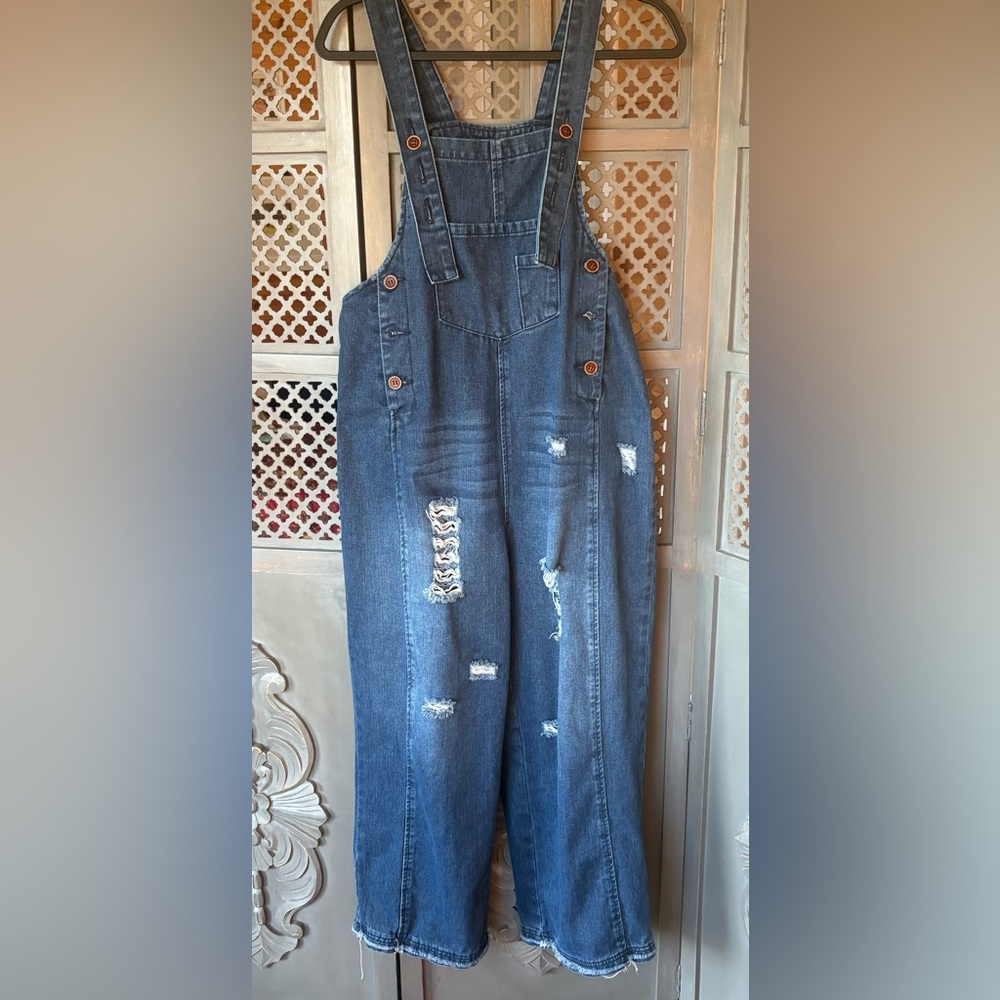 Wide leg denim overalls for petite women